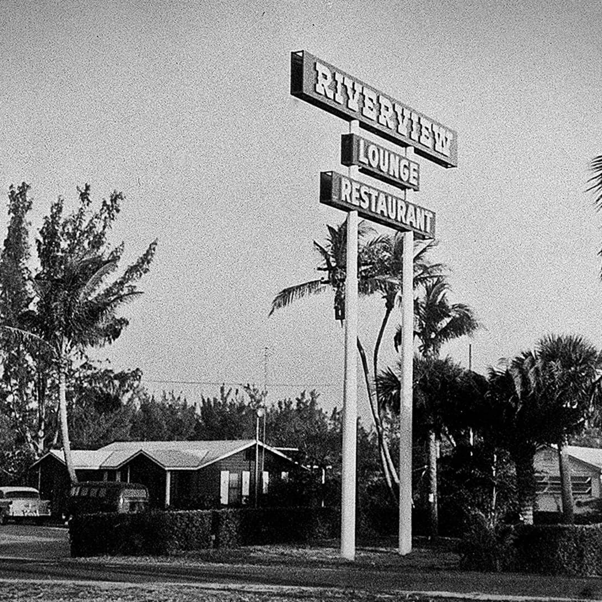 52 Deerfield Moments 19 The Riverview The Deerfield Beach